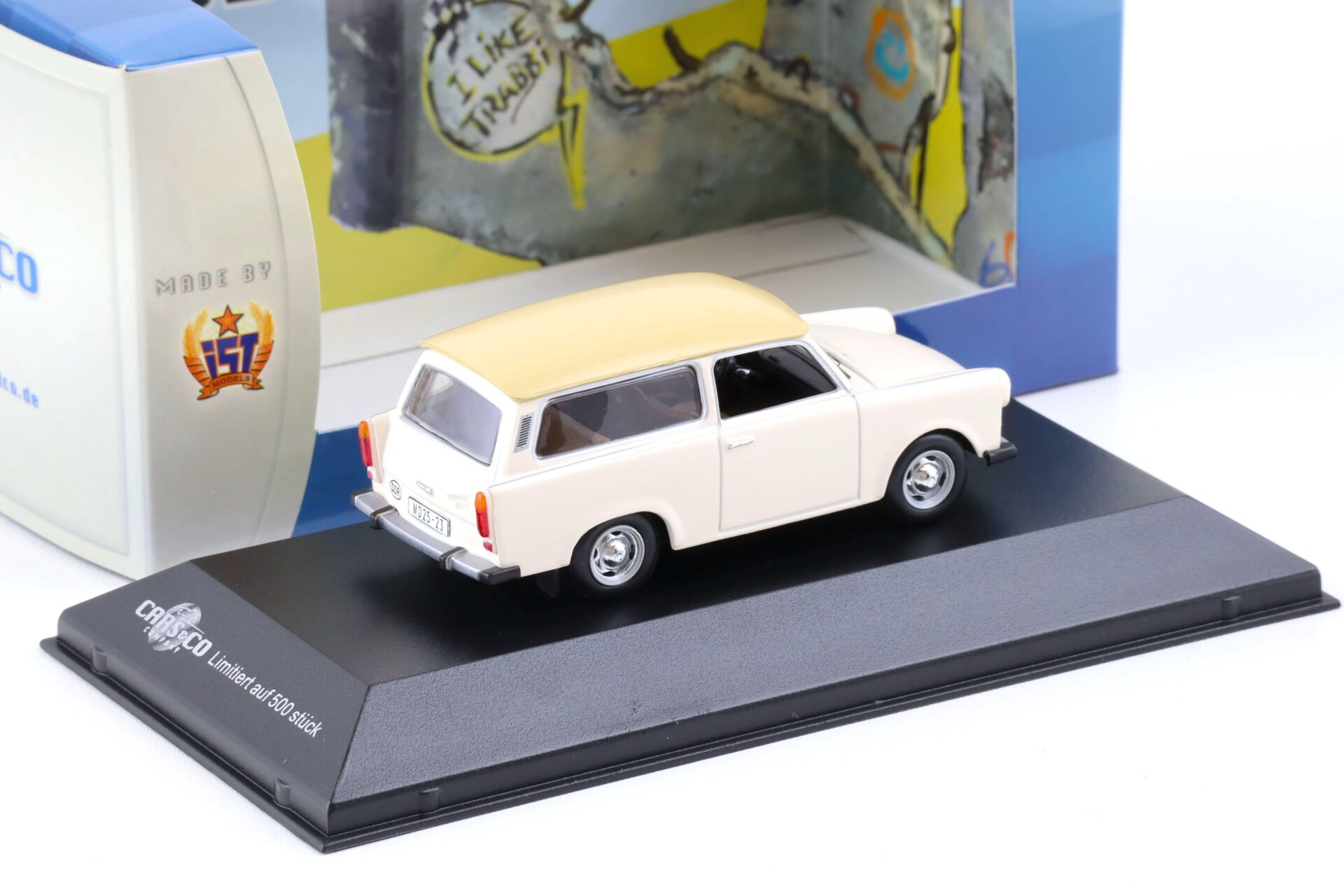 1:43 Cars&Co IST Trabant 601 Universal De Luxe 1965 beige/ brown