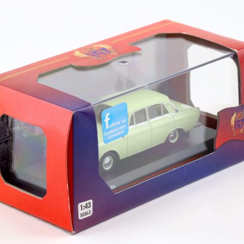 1:43 IST Models Moskwitch 412 Limousine 1971 light green - Image 3