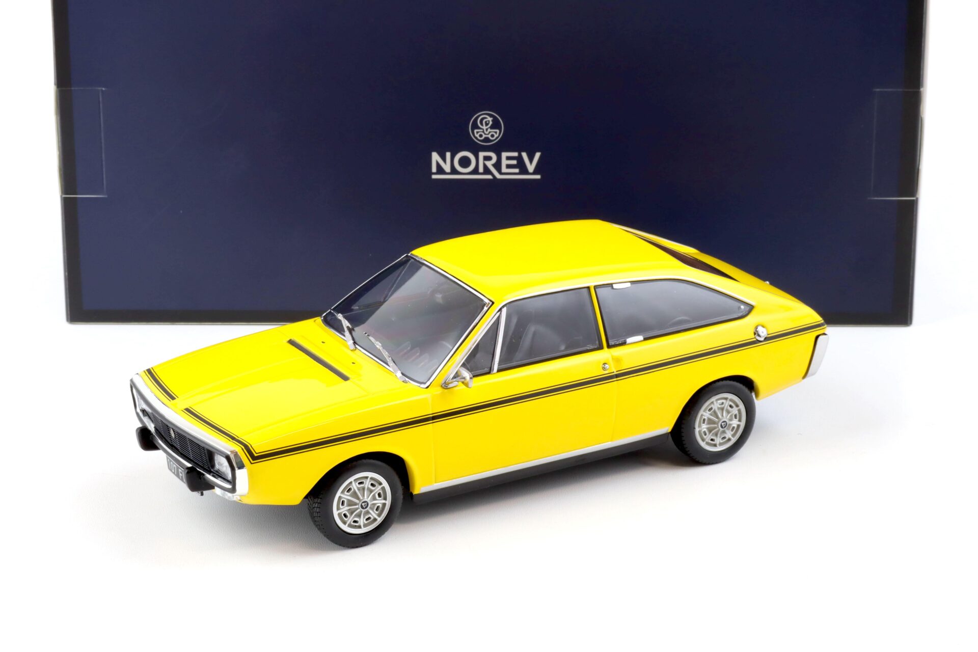 ID 82553 orig.jpg 1:18 Norev Renault 15 TL 1973 yellow with black deco - Limited 300 pcs.
