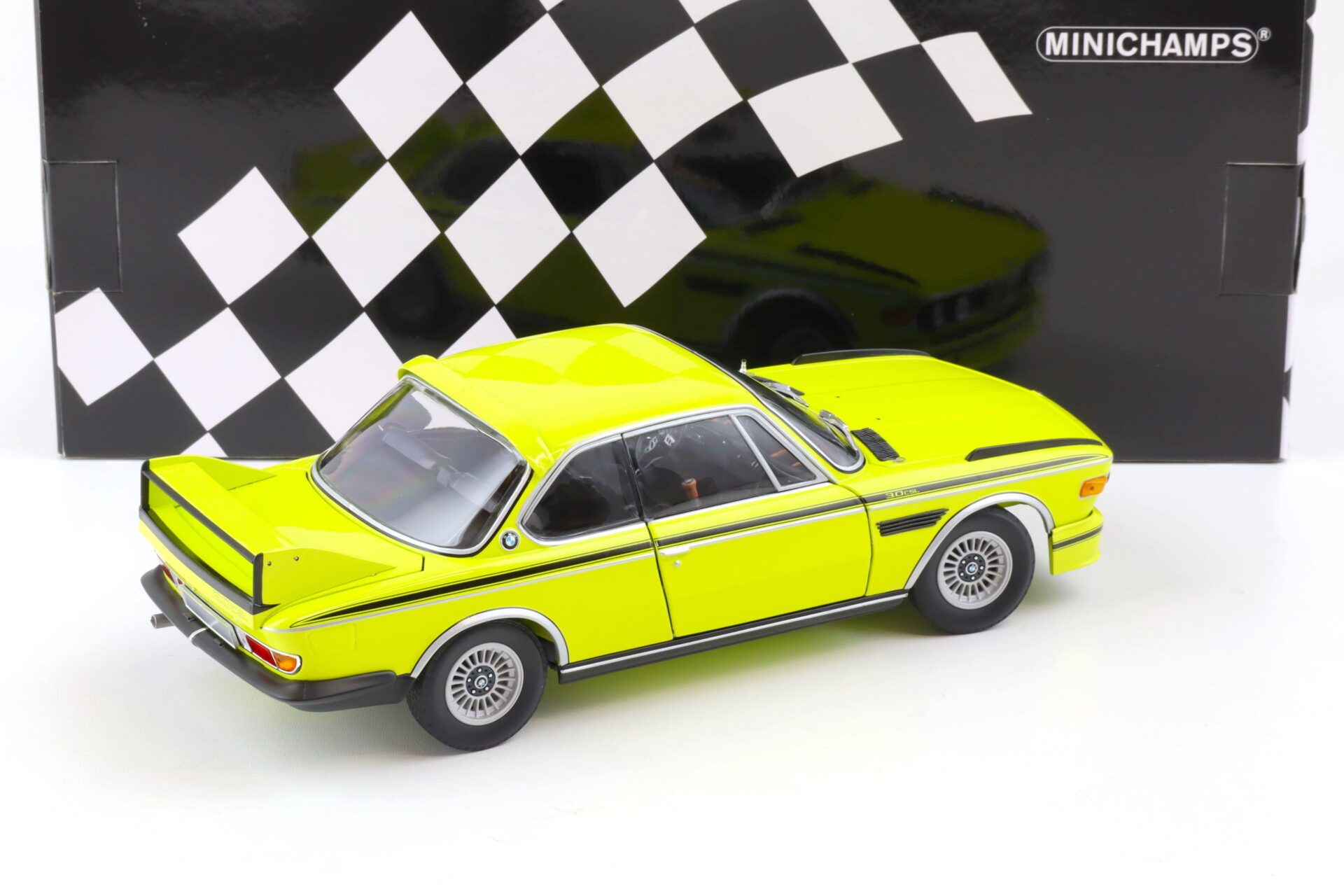 1:18 Minichamps BMW 3.0 CSL (E9) Coupe 1973 yellow