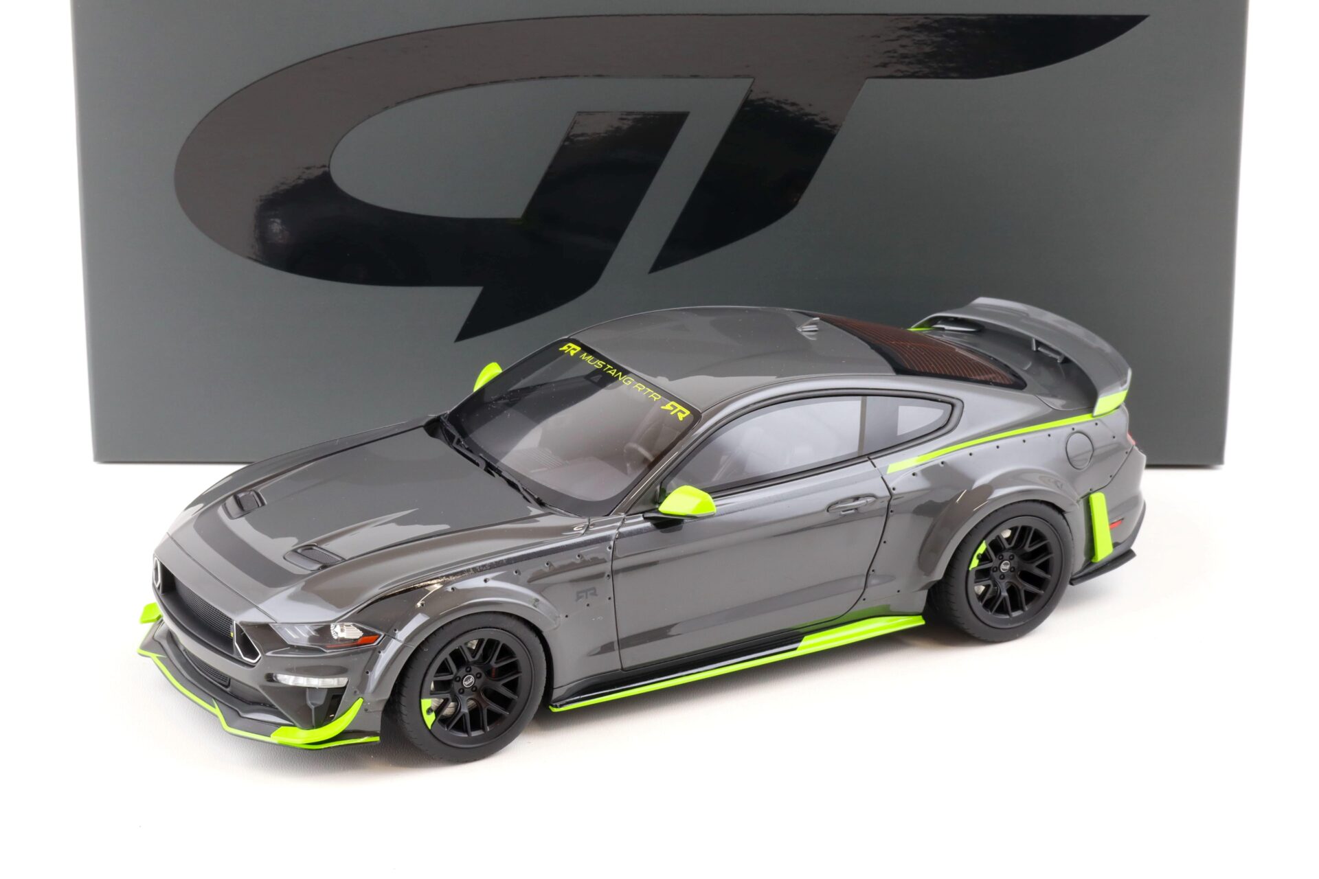 1:18 GT Spirit GT384 Ford RTR Mustang Spec 5 Coupe 10th Anniversary grey 2020