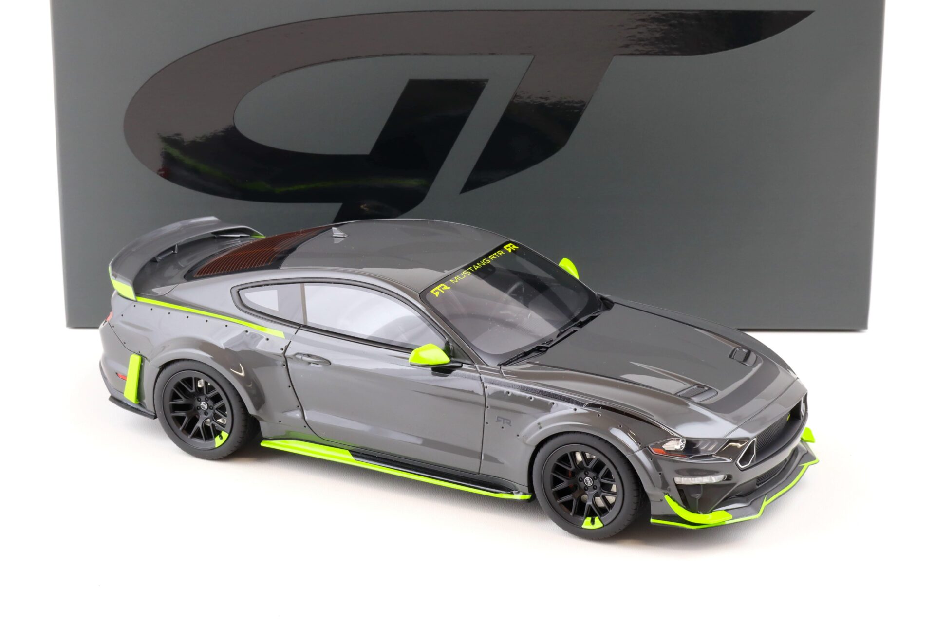 1:18 GT Spirit GT384 Ford RTR Mustang Spec 5 Coupe 10th Anniversary grey 2020