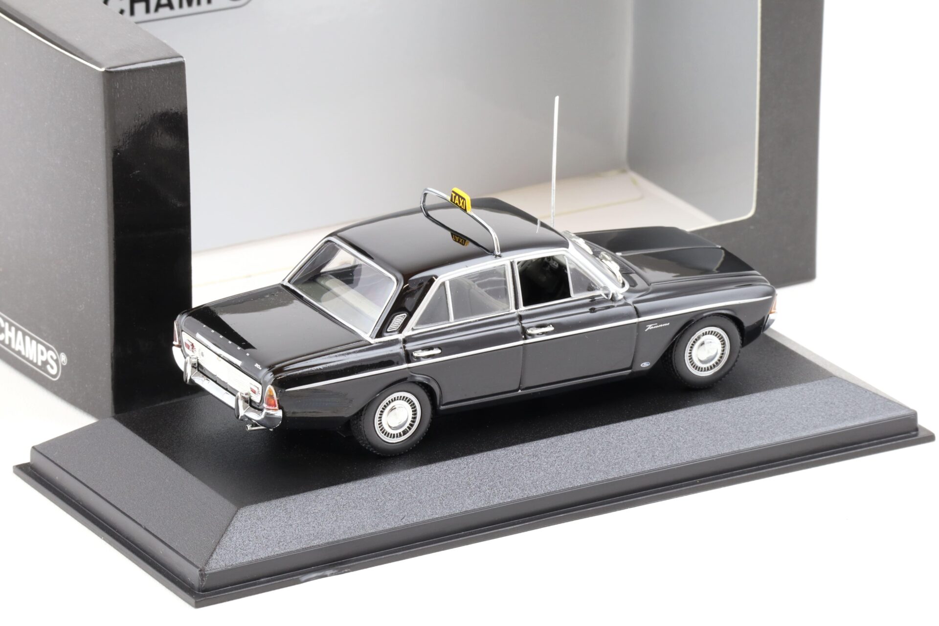 1:43 Minichamps Ford Taunus Sedan TAXI 1964 black