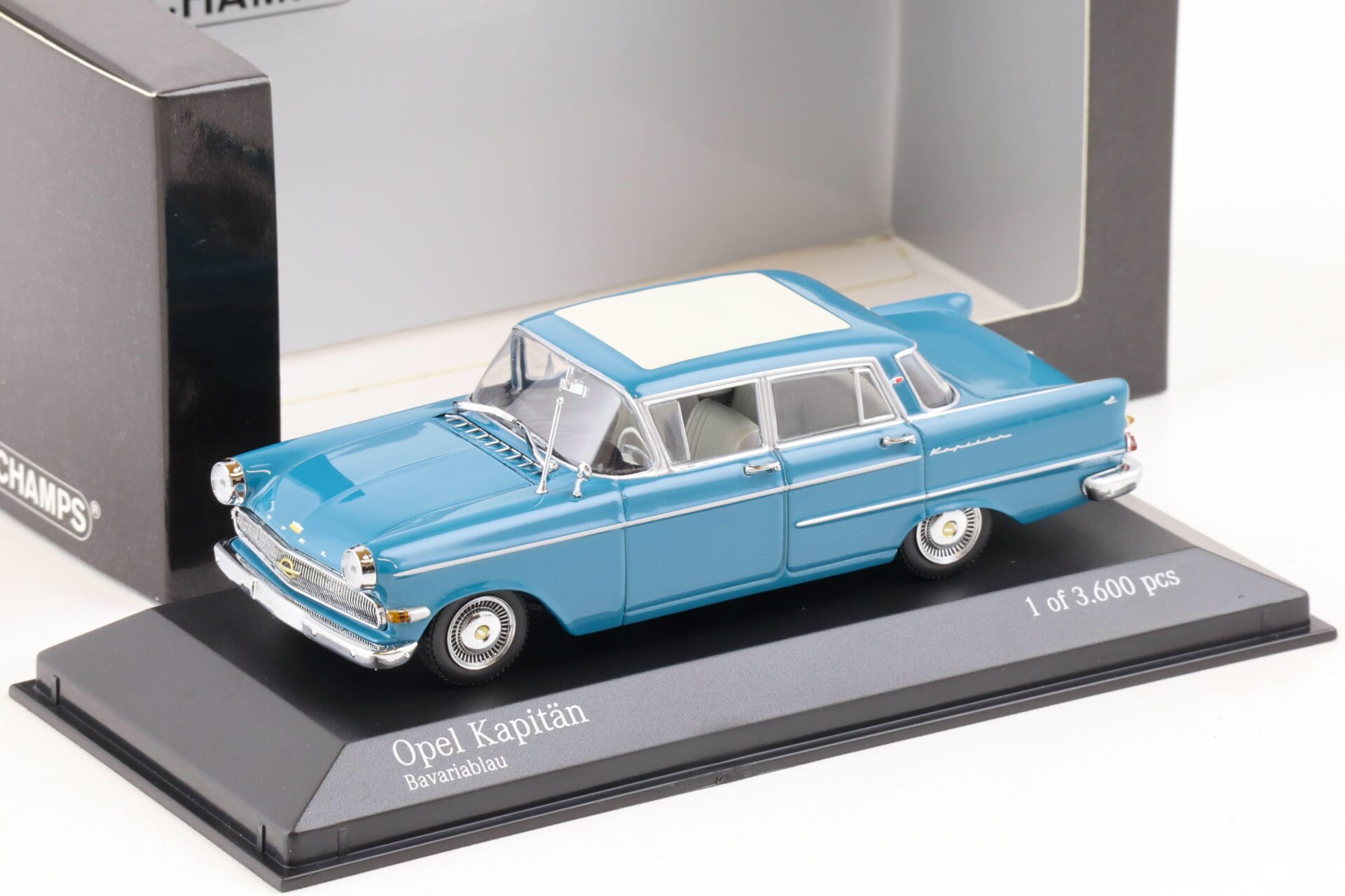 ID 83111 orig.jpg 1:43 Minichamps Opel Kapitän 1959-63 Bavaria blue