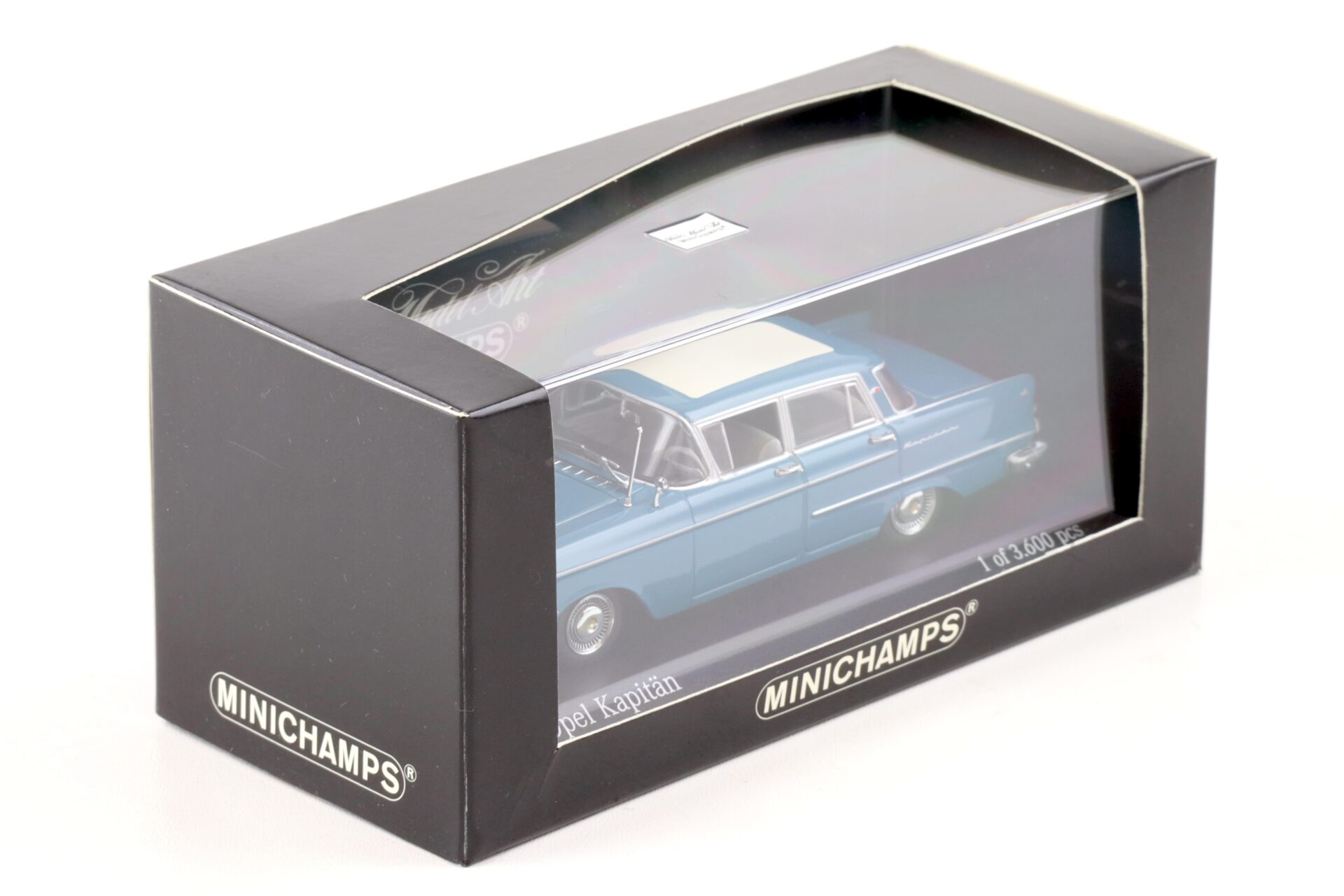 1:43 Minichamps Opel Kapitän 1959-63 Bavaria blue
