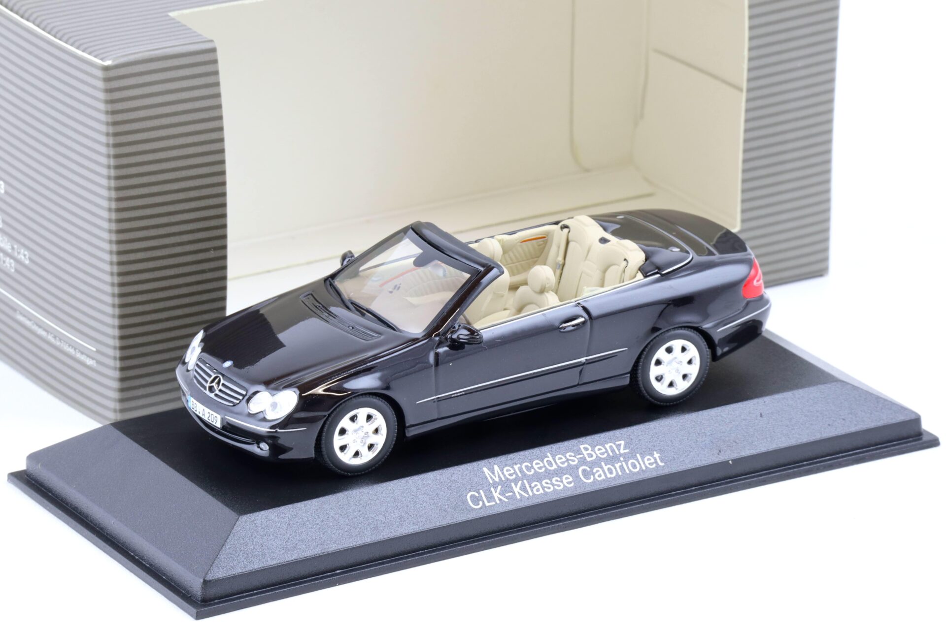1:43 Minichamps Mercedes CLK Convertible obsidian black DEALER VERSION