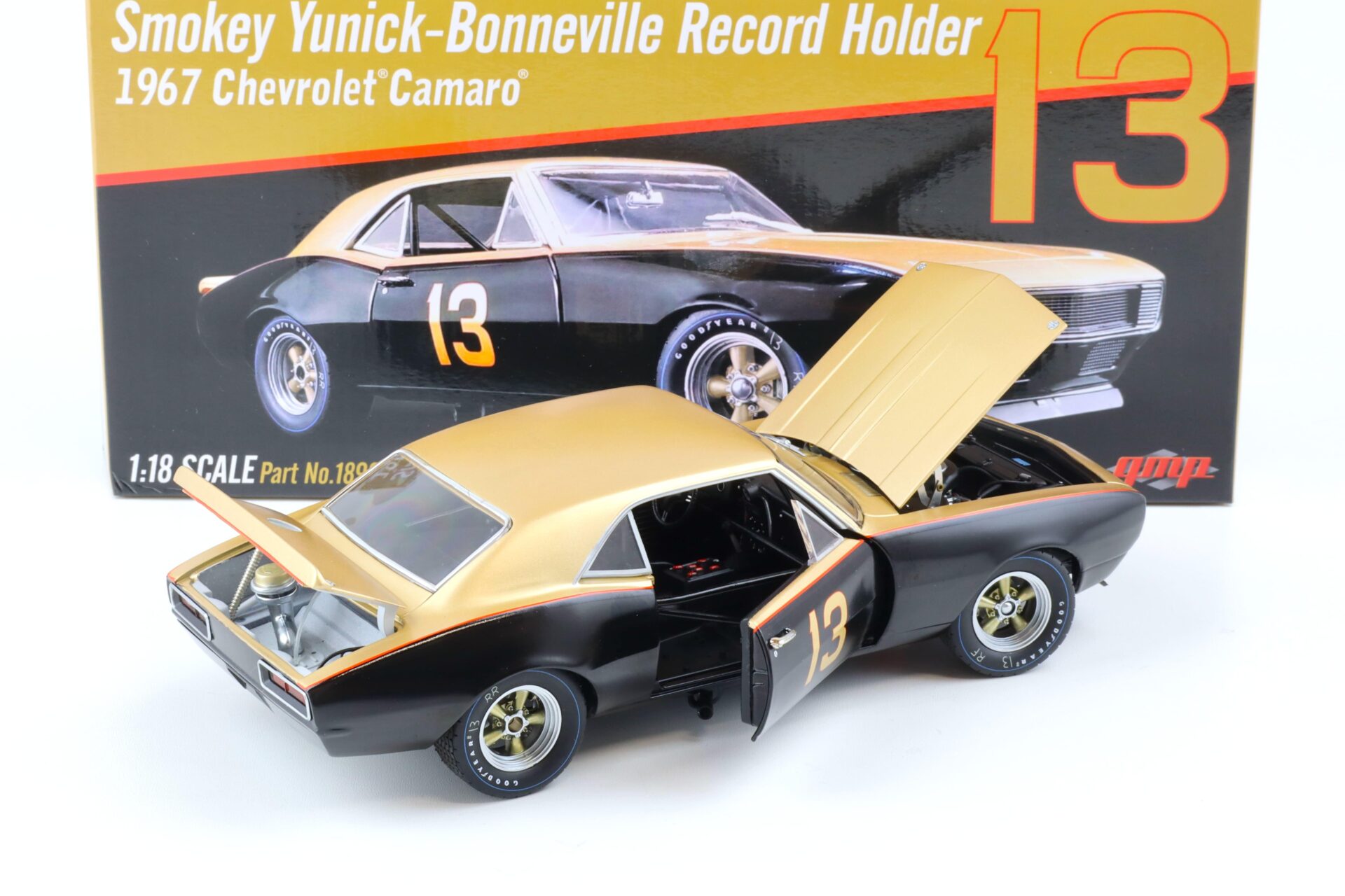 1:18 GMP Chevrolet Camaro 1967 Bonneville Record #13 Smokey Yunick black/ gold