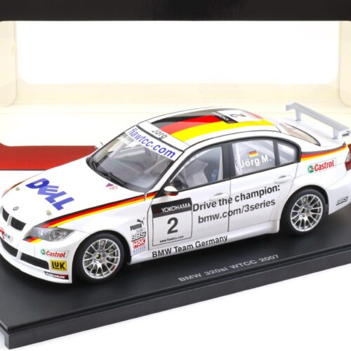 1:18 AUTOart BMW 320Si WTCC 2007 Team Germany #2 J.Müller 80747
