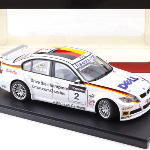 1:18 AUTOart BMW 320Si WTCC 2007 Team Germany #2 J.Müller 80747