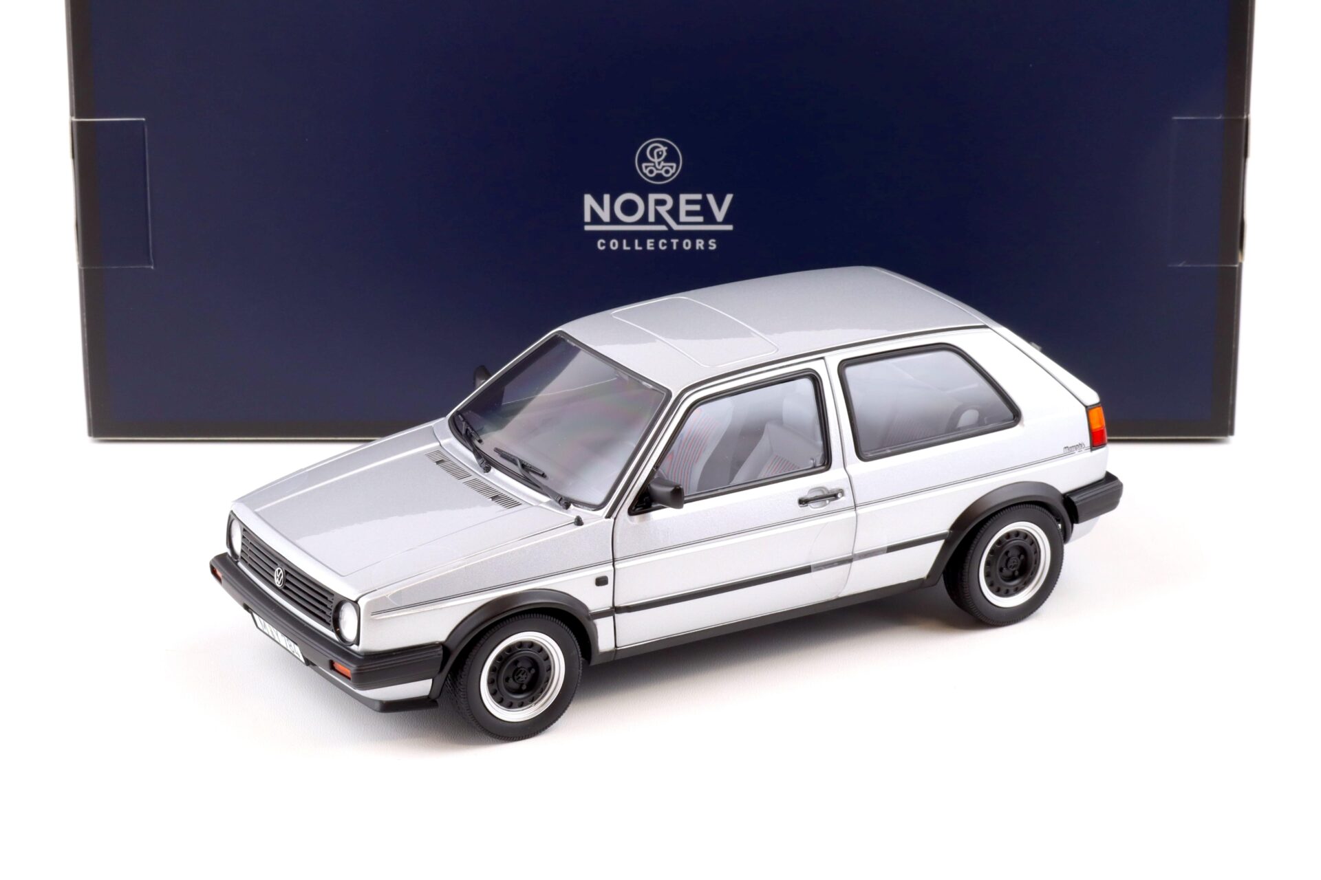 ID 83661 orig.jpg 1:18 Norev VW Golf 2 Memphis 1988 silver/ grey metallic - Limited 200 pcs.