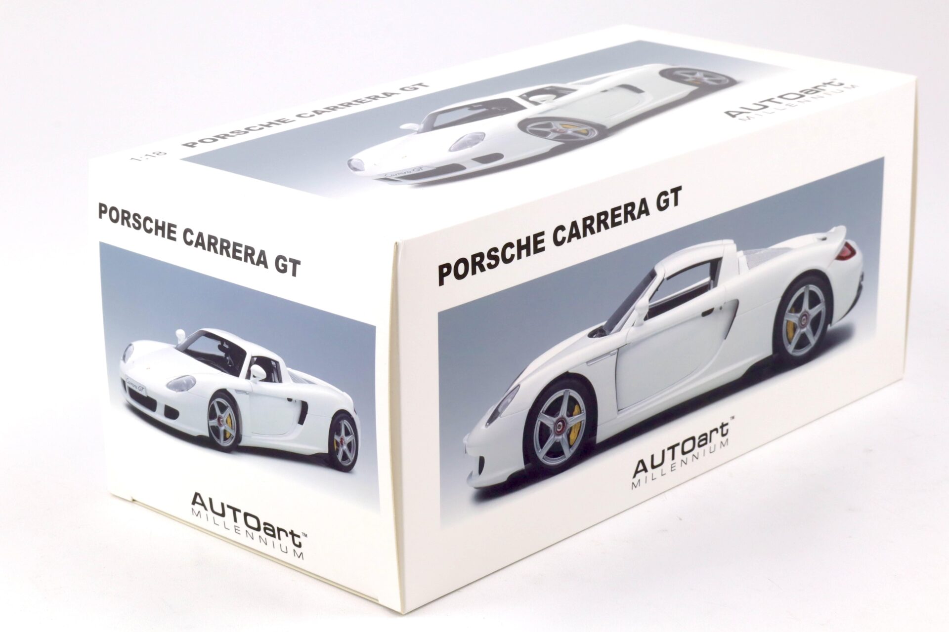 1:18 AUTOart Porsche Carrera GT 2003 white 78045