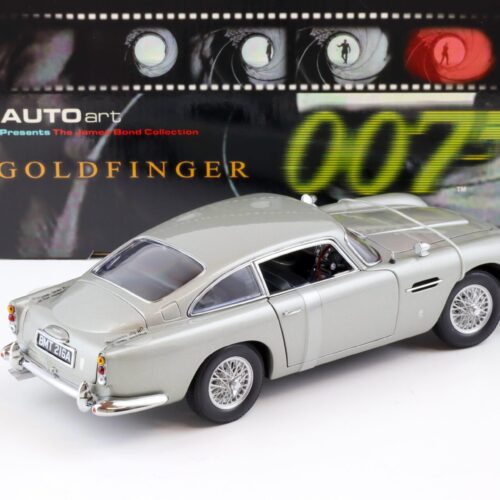 1:18 AUTOart Aston Martin DB5 RHD James Bond 007 Goldfinger silver- grey 70020