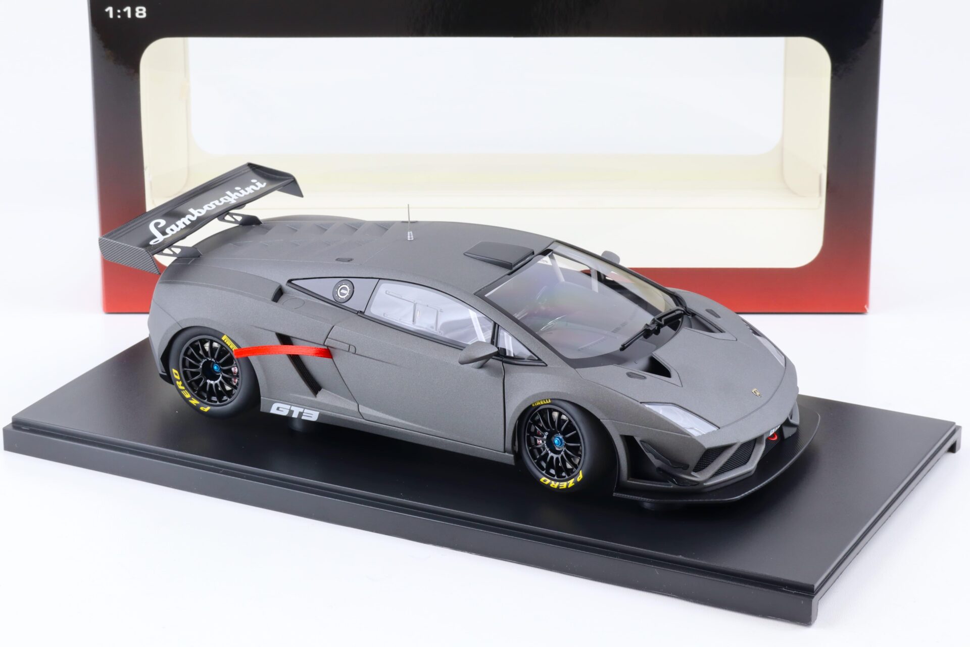 1:18 AUTOart Lamborghini Gallardo GT3 FL2 2013 dark grey 81360