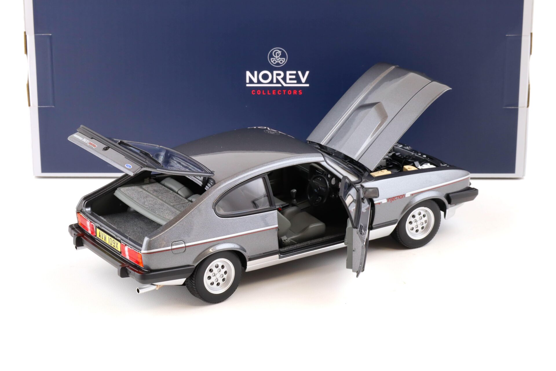 1:18 Norev Ford Capri 2.8i Injection RHD Coupe 1981 grey metallic