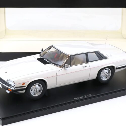 1:18 AUTOart Jaguar XJ-S Coupe white 73576