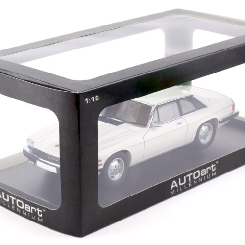 1:18 AUTOart Jaguar XJ-S Coupe white 73576