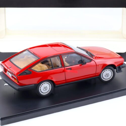 1:18 AUTOart Alfa Romeo Alfetta GTV 2.0 - 1980 red 70146