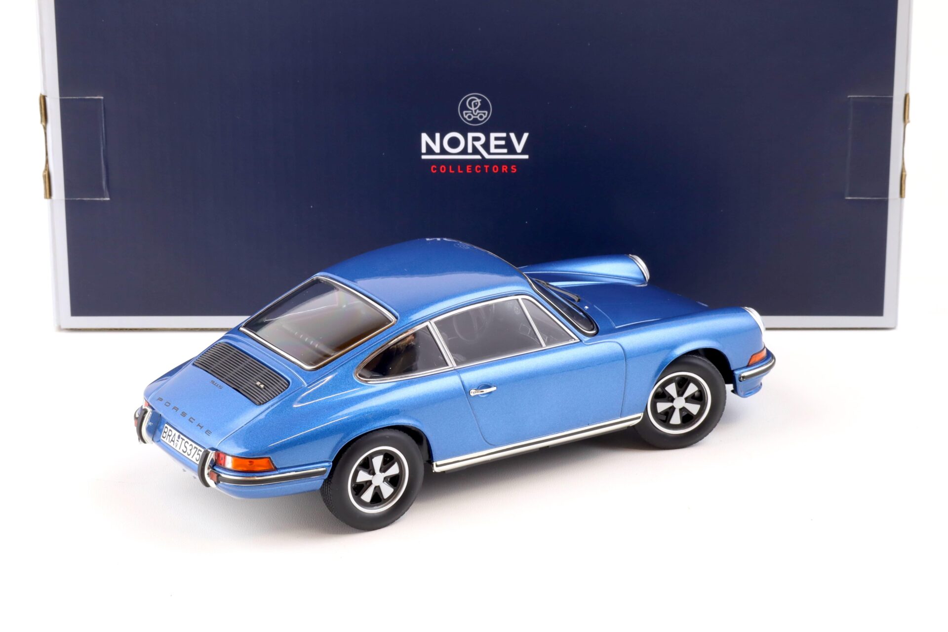 1:18 Norev Porsche 911 S Coupe 2.4 blue metallic 1973