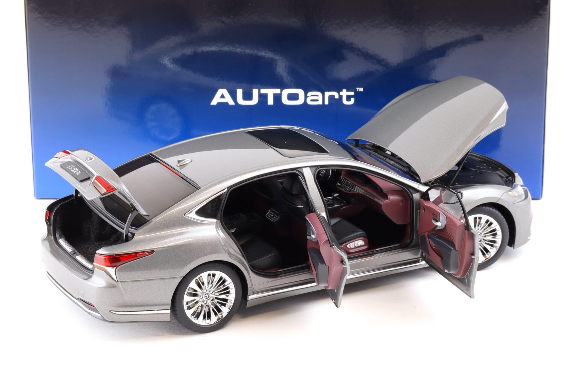 1:18 AUTOart Lexus LS500h Limousine 2018 Manganese Luster metallic 78867