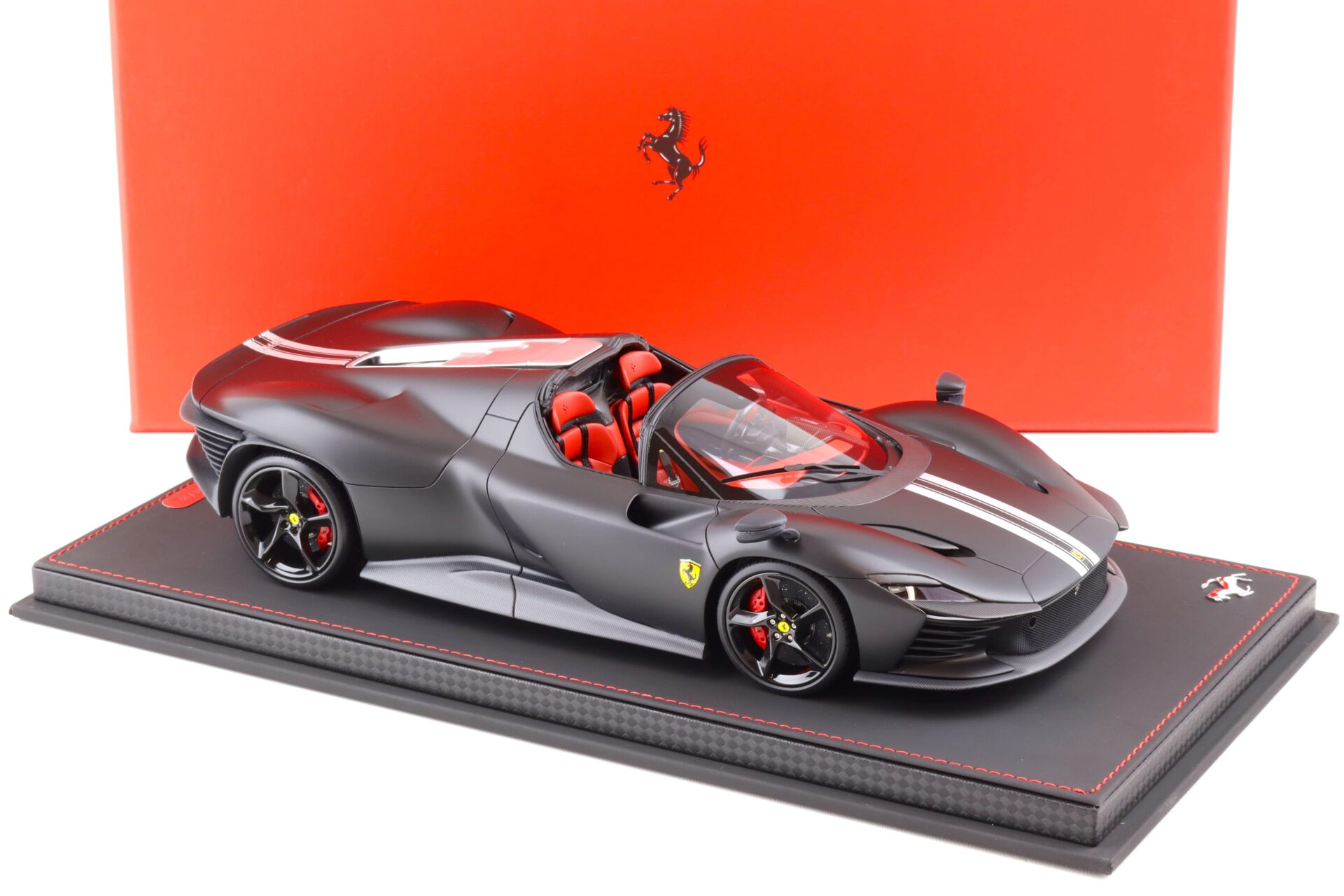 1:18 BBR Ferrari SP3 Daytona Icona Series Matt black/ silver - Limited 36 pcs.