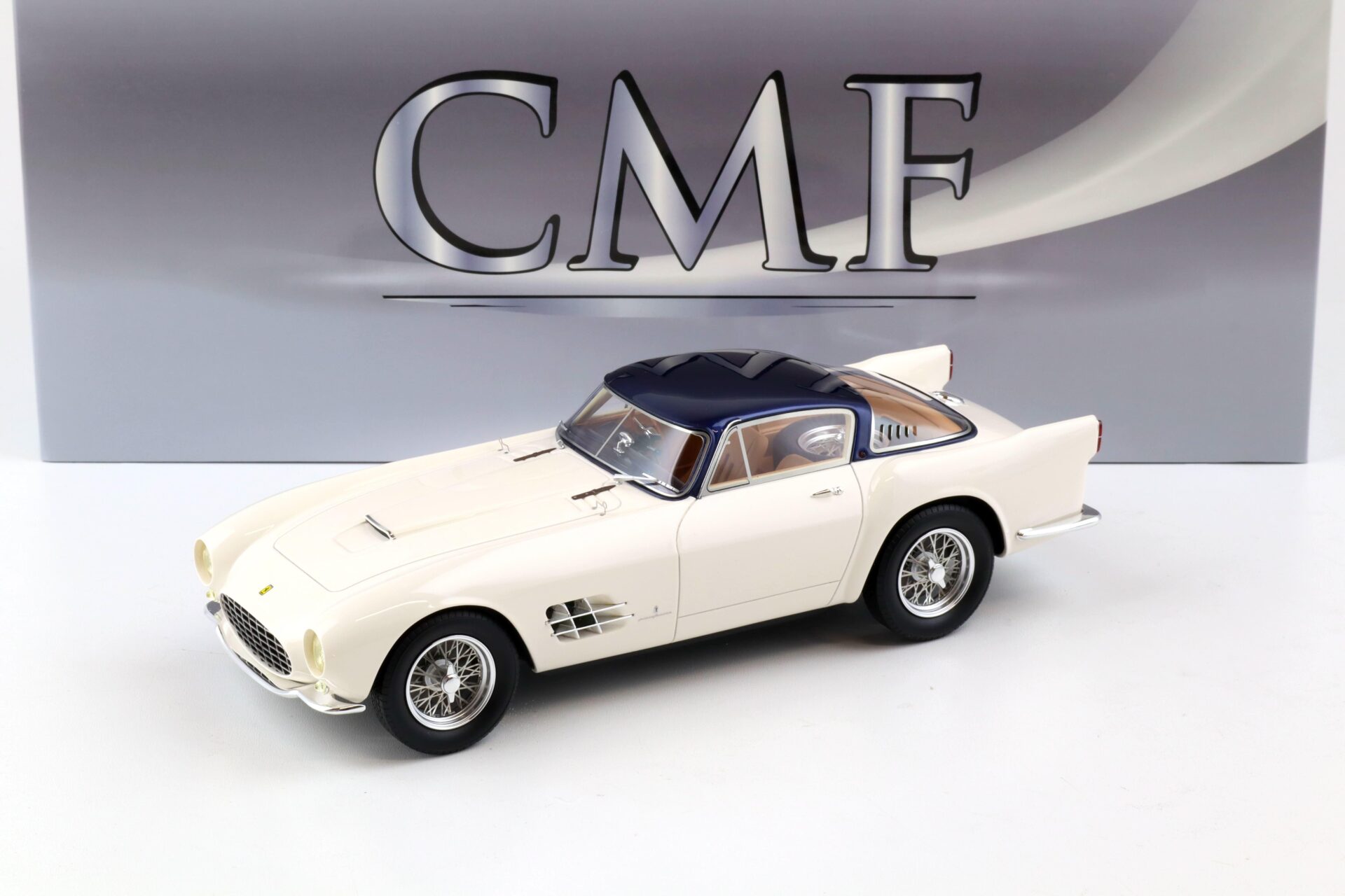 ID 84447 orig.jpg 1:18 CMF Ferrari 375 MM Berlinetta by Pinin Farina white/ metallic blue roof 1955
