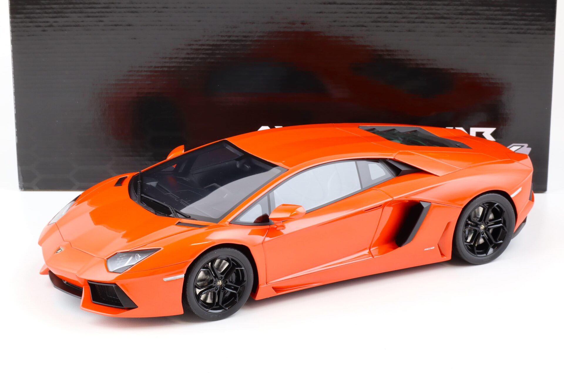 1:12 Kyosho / GT Spirit Lamborghini Aventador LP 700-4 Coupe orange KSR08661P