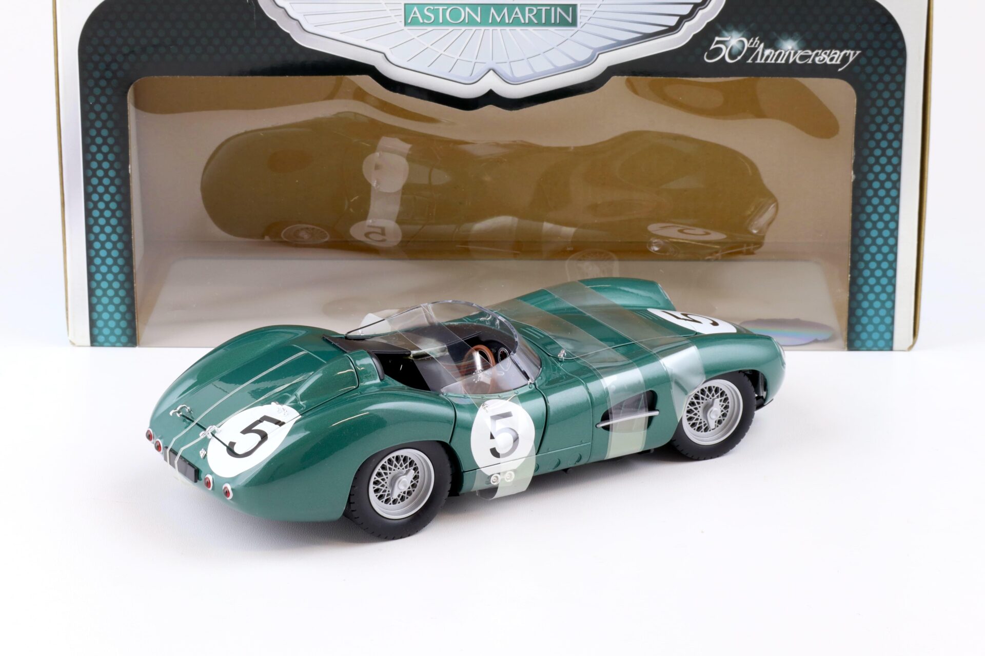 1.18 Shelby Collectibles Aston Martin DBR1 Roadster #5 green metallic