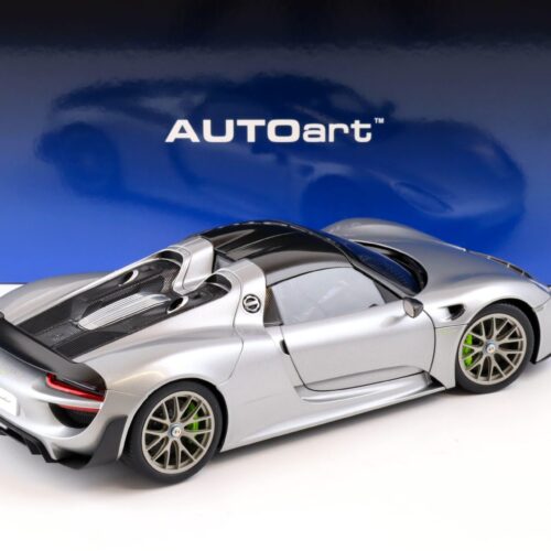 1:18 AUTOart Porsche 918 Spyder GT silver metallic/ silver metallic 77925