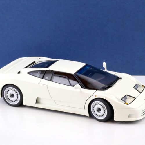 1:18 AUTOart Bugatti EB110 GT white Diecast 70978