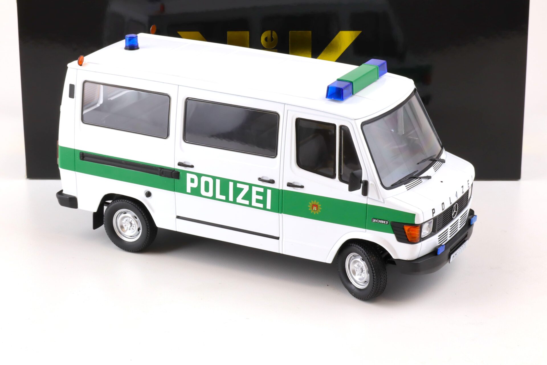 1:18 KK-Scale Mercedes 208D Bus VAN POLIZEI white/ green