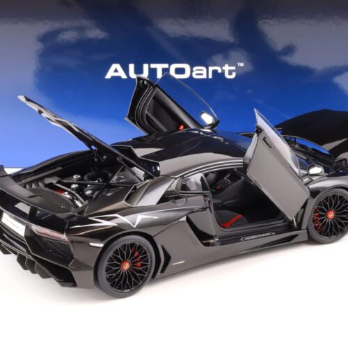 1:18 AUTOart Lamborghini Aventador LP750-4 SV Nero Aldebaran/ Gloss black 74556