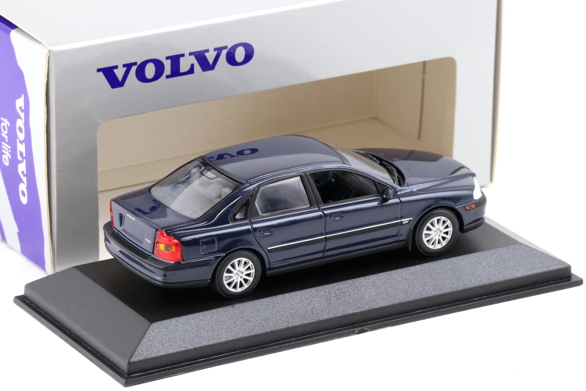 1:43 Minichamps Volvo S80 Limousine 1998 blue metallic DEALER VERSION