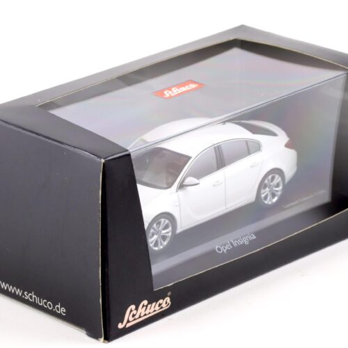 1:43 Schuco Opel Insignia A Limousine snow white