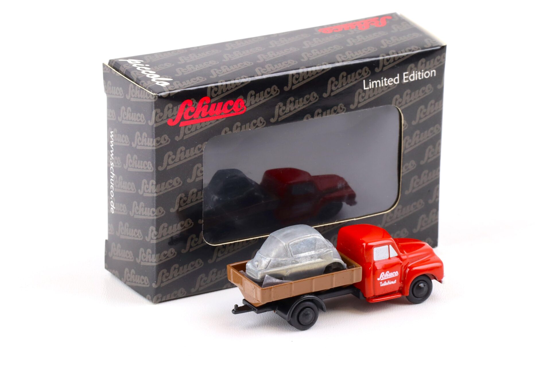 Schuco Piccolo Opel Blitz Pritsche mit BMW Isetta Karosserie Teiledienst red