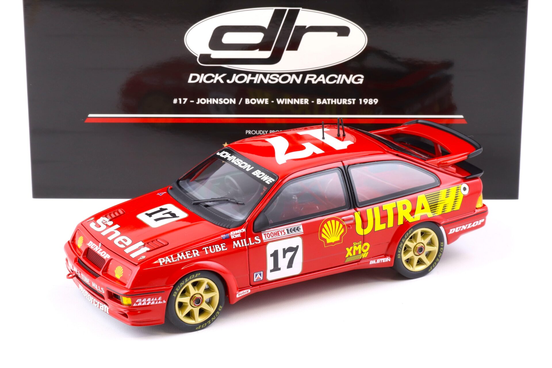 1:18 APEX Ford Sierra RS500 Johnson/ Bowe #17 Winner Bathurst 1989 Shell red