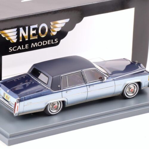 1:43 NEO Cadillac Fleetwood Brougham Limousine blue/ light blue 1980