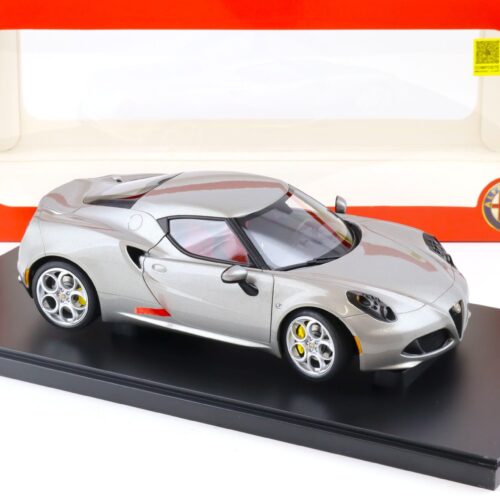 1:18 AUTOart Alfa Romeo 4C Coupe metallic grey 2013