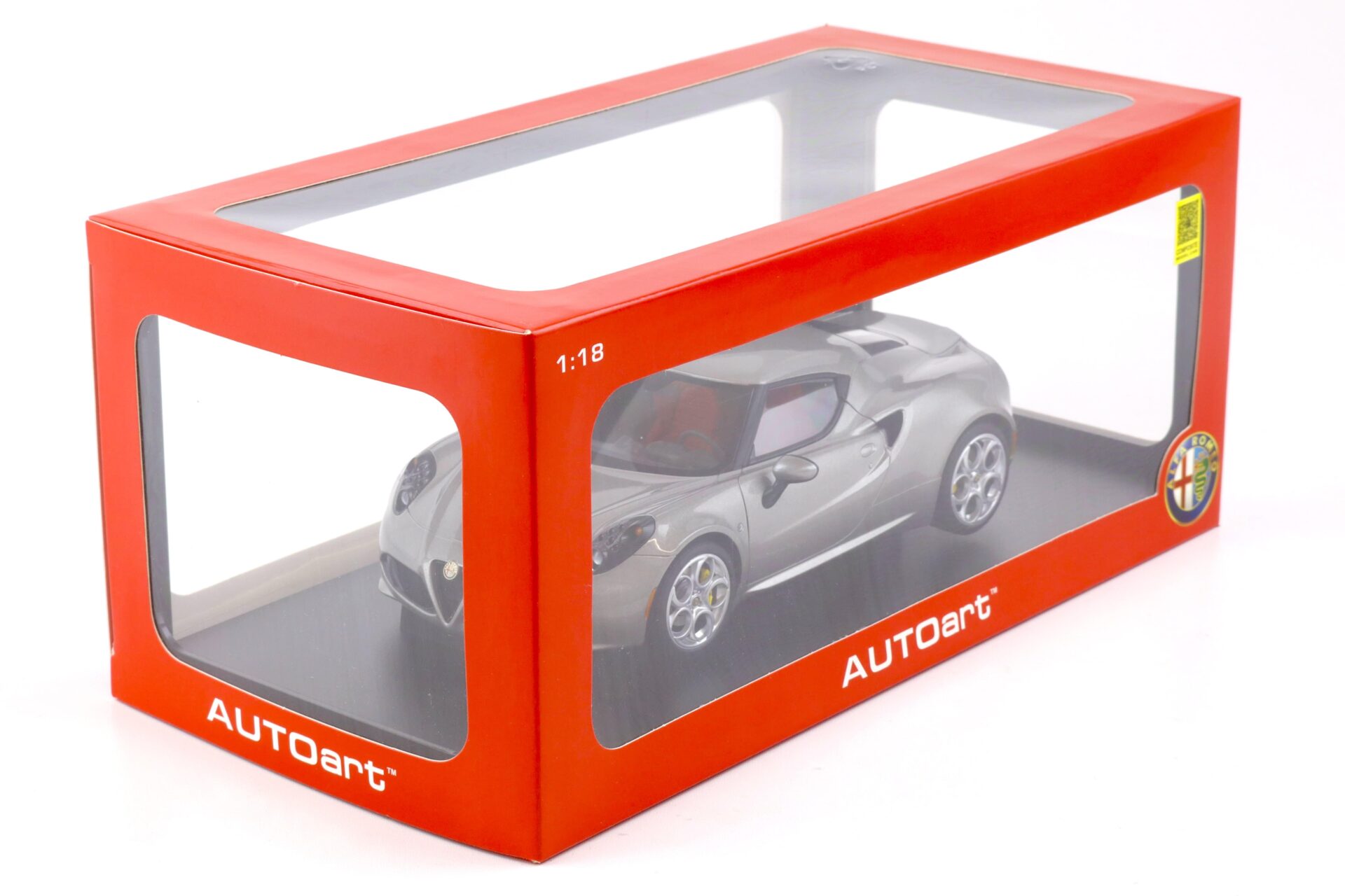 1:18 AUTOart Alfa Romeo 4C Coupe metallic grey 2013