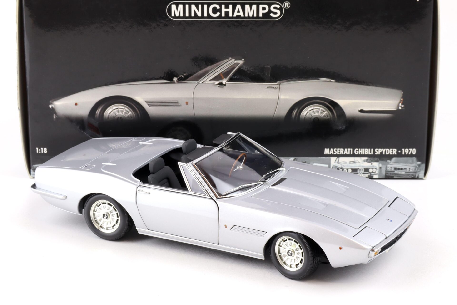 1:18 Minichamps Maserati Ghibli Spyder 1970 silver