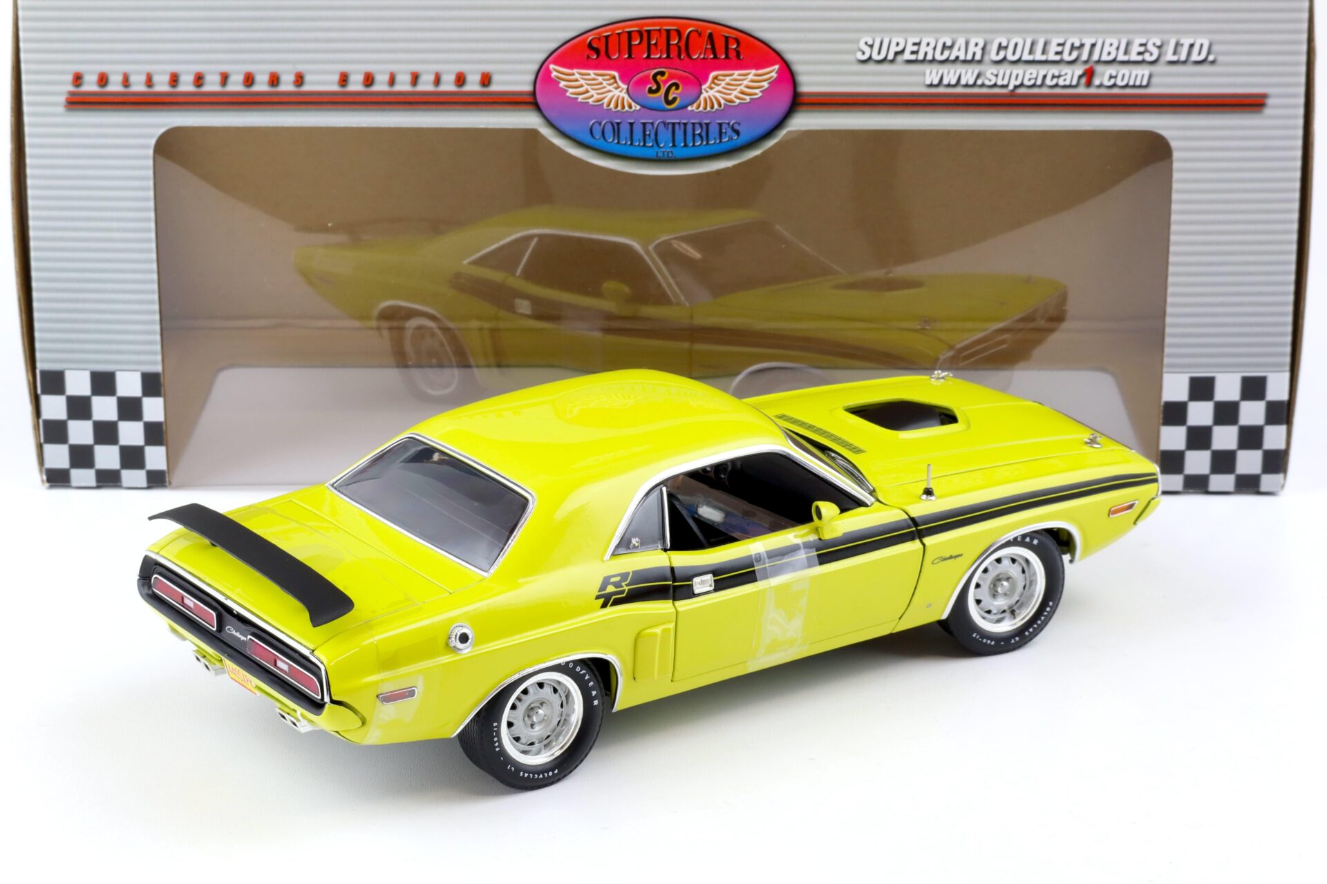 1:18 Highway61 Supercar 1971 Dodge Challenger R/T Coupe yellow 50240