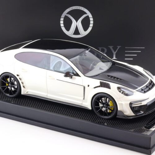 1:18 Motorhelix Porsche Panamera Mansory 2019 white/ Carbon MY18-PAWE