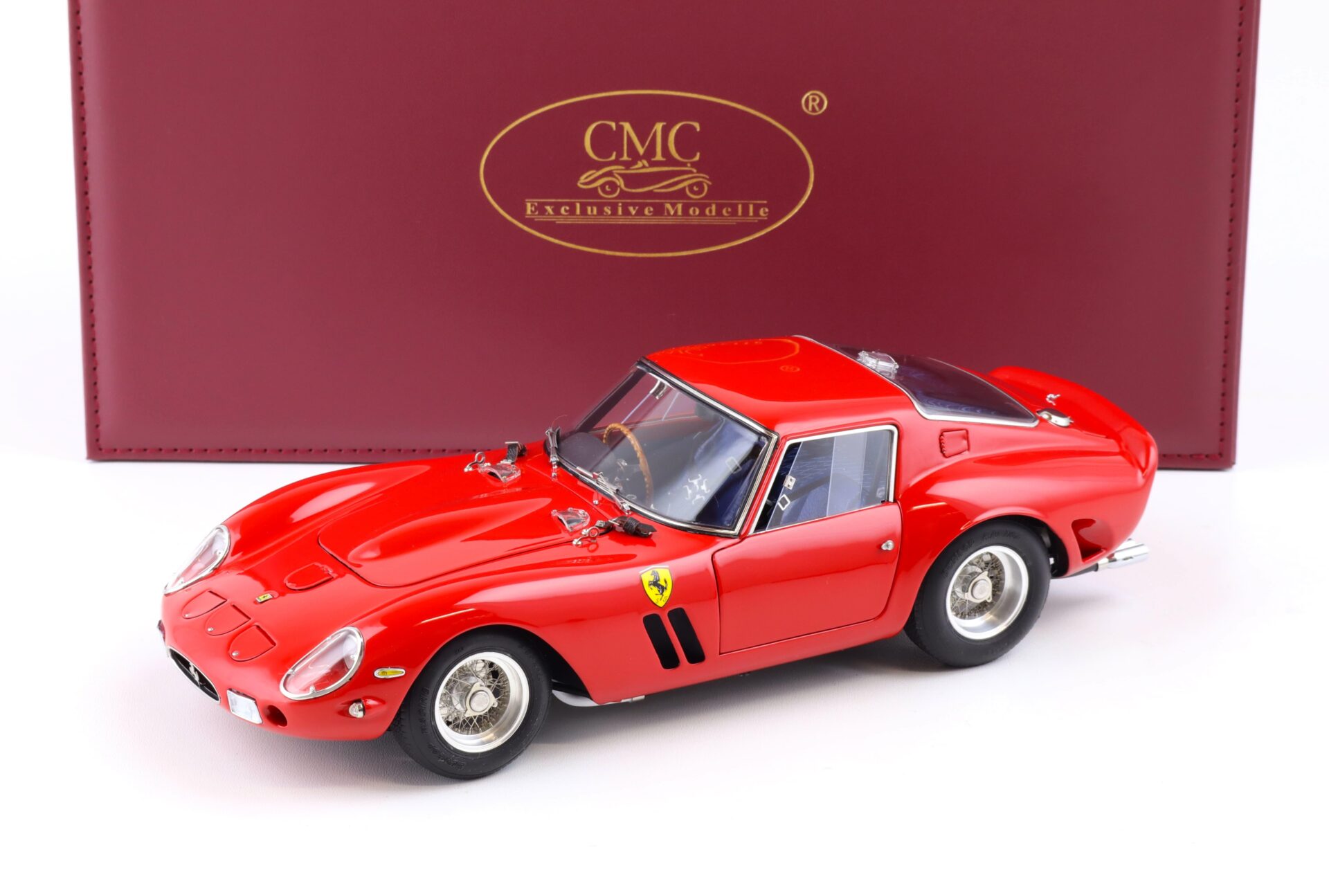 ID 85671 orig.jpg 1:18 CMC Ferrari 250 GTO RHD 1963/64 London Motor Show Ron Fry red M-256