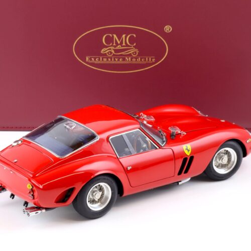 1:18 CMC Ferrari 250 GTO RHD 1963/64 London Motor Show Ron Fry red M-256