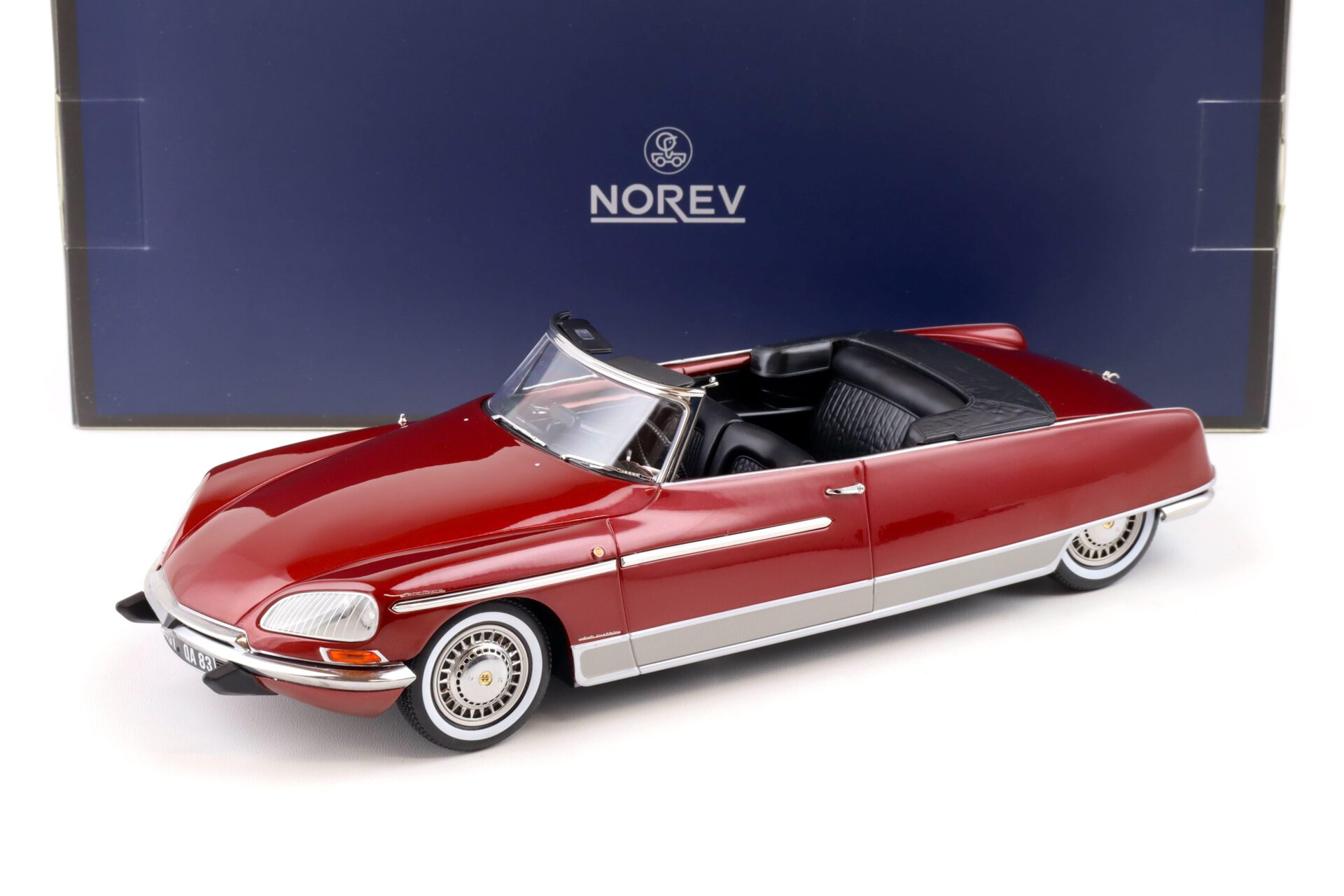 ID 85773 orig.jpg 1:18 Norev Citroen DS 21 Palm Beach 1968 Ruby red - Limited 300 pcs.