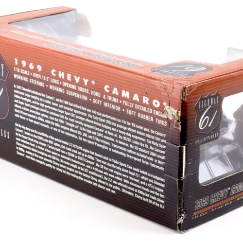 1:18 Highway61 Chevrolet Camaro SS 396 Coupe 1969 black/ white stripe