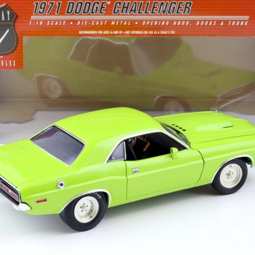 1:18 Highway61 Dodge Challenger Super Street 472 Hemi Coupe 1971 green
