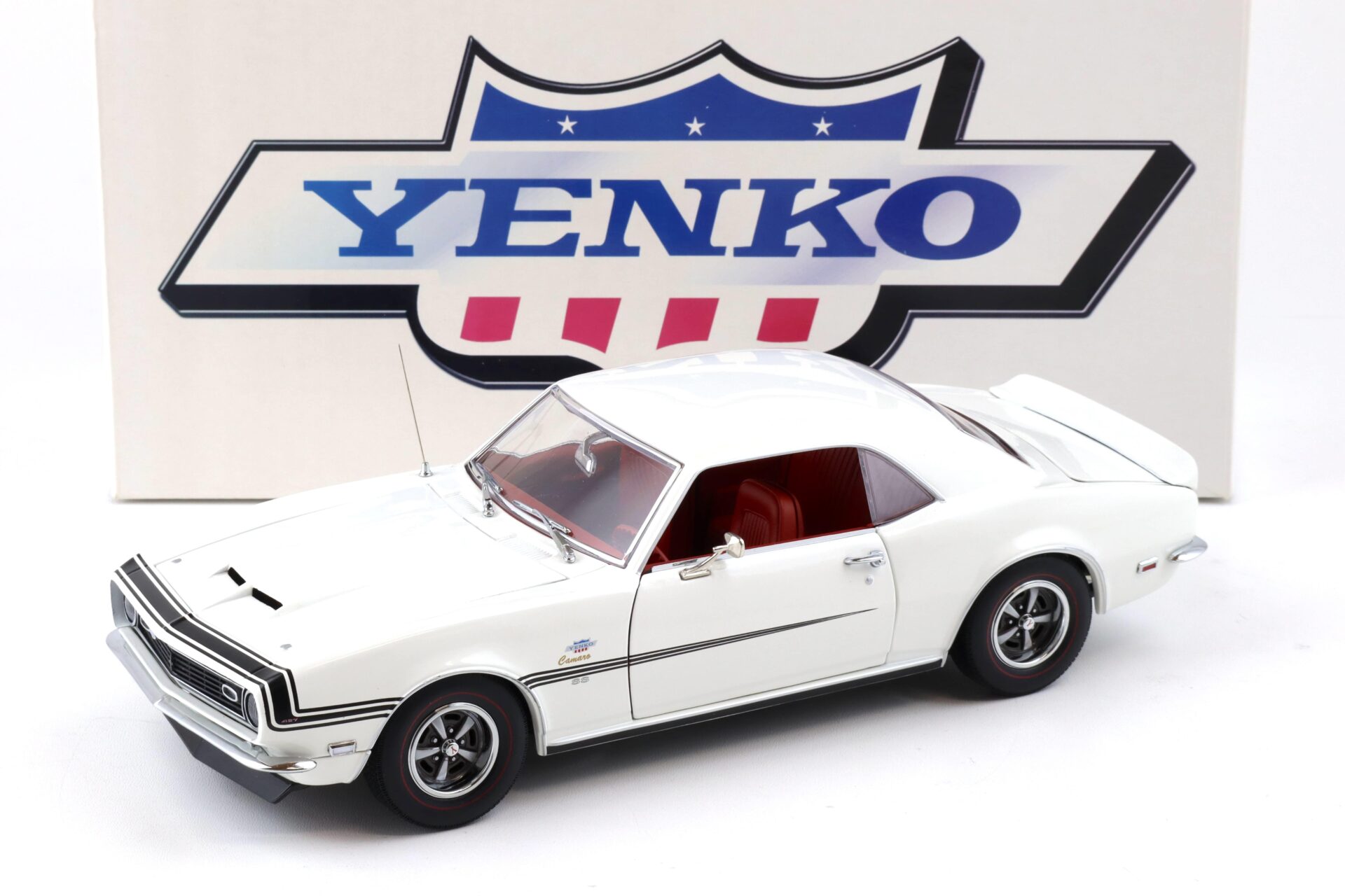 1:18 Exact Detail Supercar 1968 Chevrolet Camaro Yenko SS 427 Coupe white WCC230
