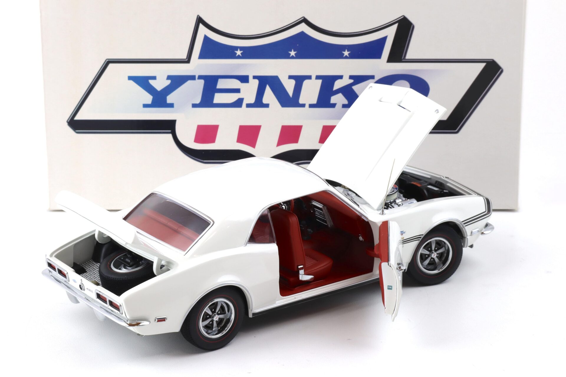 1:18 Exact Detail Supercar 1968 Chevrolet Camaro Yenko SS 427 Coupe white WCC230