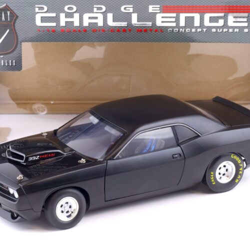 1:18 Highway61 Dodge Challenger Concept Super Stock matt black 2006