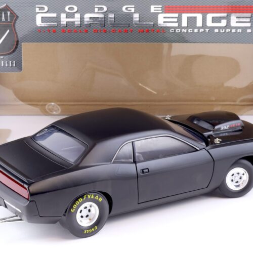 1:18 Highway61 Dodge Challenger Concept Super Stock matt black 2006